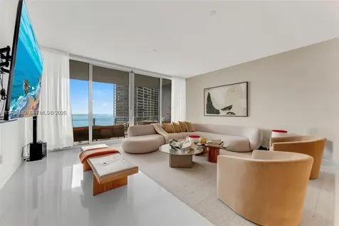 300 Biscayne Boulevard Way Miami FL 33131