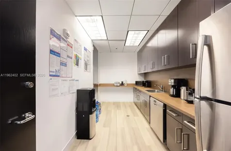 1001 Brickell Bay Drive Miami FL 33131