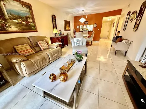 351 Club Circle Boca Raton FL 33487