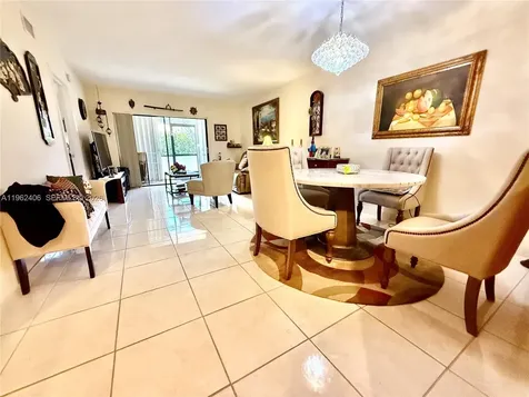351 Club Circle Boca Raton FL 33487