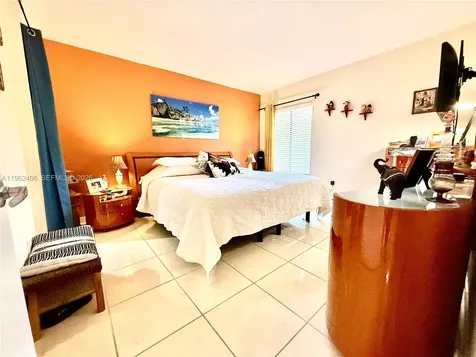 351 Club Circle Boca Raton FL 33487