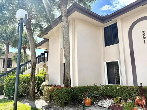 351 Club Circle Boca Raton FL 33487