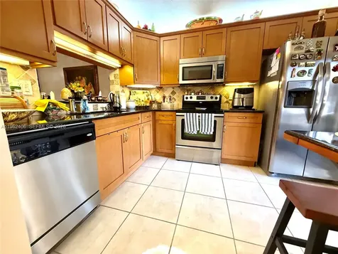 351 Club Circle Boca Raton FL 33487