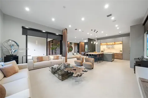 7387 SW 74th Lane Miami FL 33143