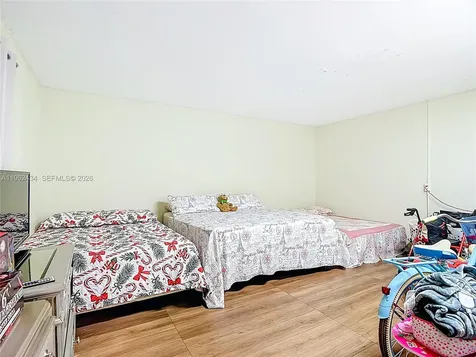 216 Greenwood Lehigh Acres FL 33936