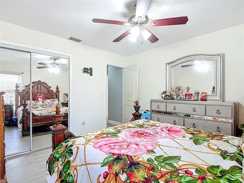 216 Greenwood Lehigh Acres FL 33936