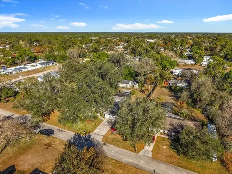 216 Greenwood Lehigh Acres FL 33936