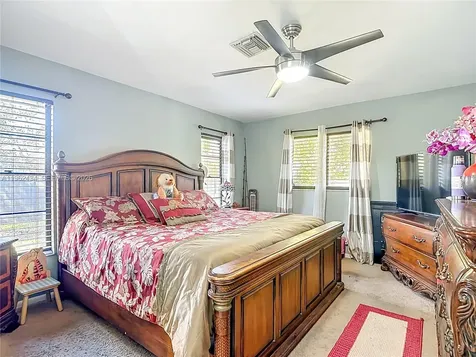 216 Greenwood Lehigh Acres FL 33936