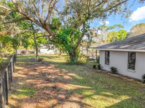 216 Greenwood Lehigh Acres FL 33936