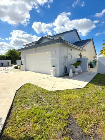 19230 NW 87th Place Hialeah FL 33018