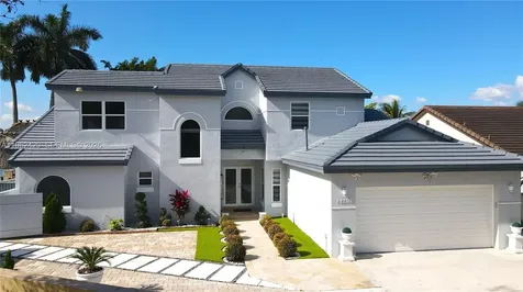 19230 NW 87th Place Hialeah FL 33018