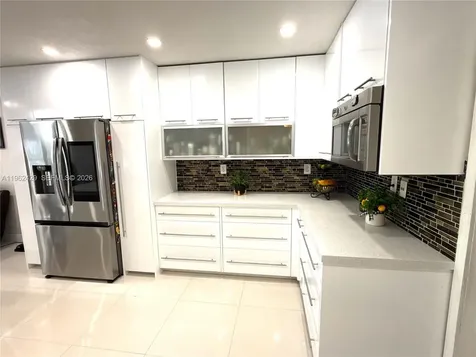 19230 NW 87th Place Hialeah FL 33018