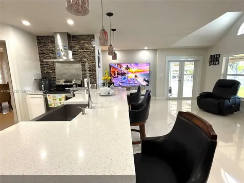 19230 NW 87th Place Hialeah FL 33018