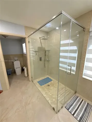 19230 NW 87th Place Hialeah FL 33018
