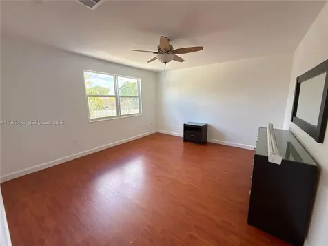 19230 NW 87th Place Hialeah FL 33018