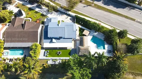 19230 NW 87th Place Hialeah FL 33018