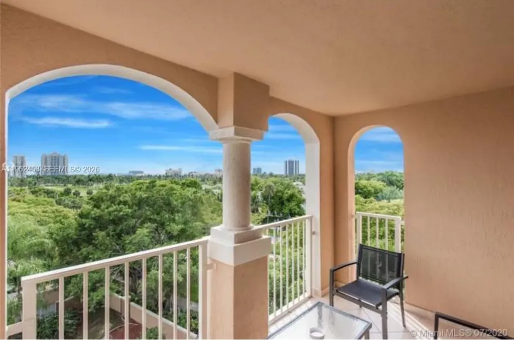 19999 E Country Club Drive Aventura FL 33180