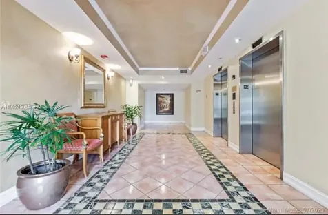 19999 E Country Club Drive Aventura FL 33180