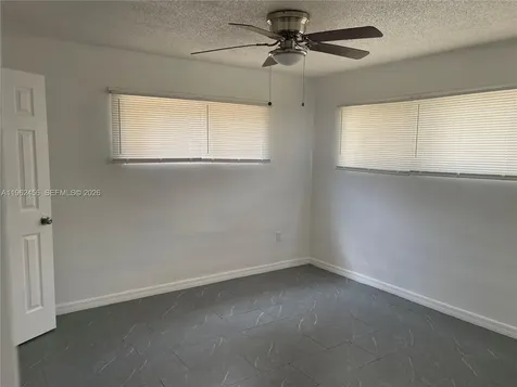 907 N 20th Street Fort Pierce FL 34950