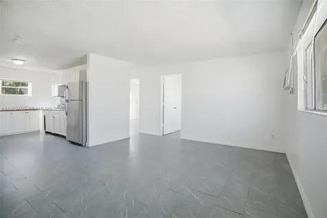 907 N 20th Street Fort Pierce FL 34950