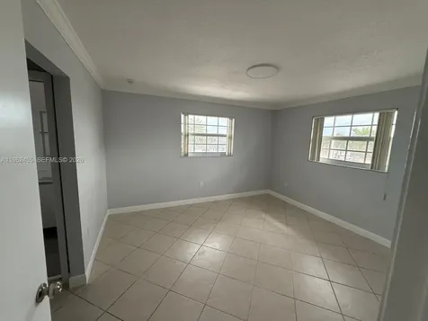 948 E 47th Street Hialeah FL 33013