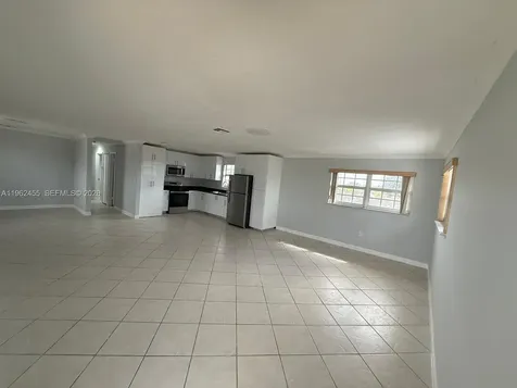 948 E 47th Street Hialeah FL 33013