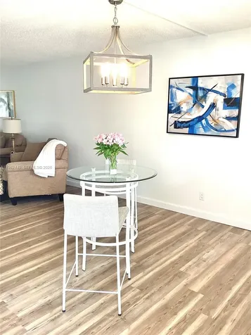 9423 S Hollybrook Lake Drive Pembroke Pines FL 33025