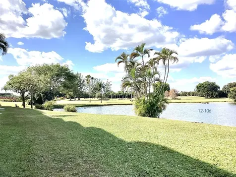 9423 S Hollybrook Lake Drive Pembroke Pines FL 33025