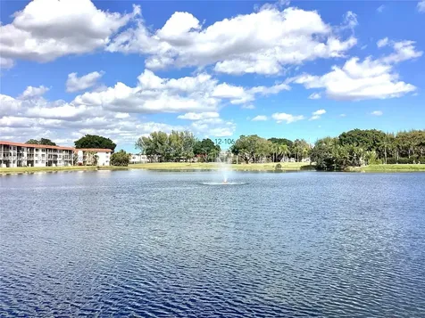 9423 S Hollybrook Lake Drive Pembroke Pines FL 33025