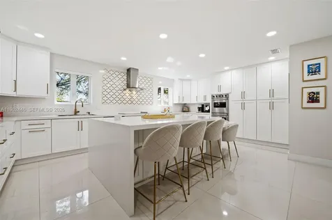 16140 Aberdeen Way Miami Lakes FL 33014