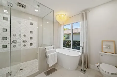 16140 Aberdeen Way Miami Lakes FL 33014