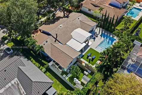 16140 Aberdeen Way Miami Lakes FL 33014