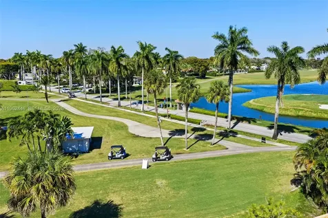 16140 Aberdeen Way Miami Lakes FL 33014