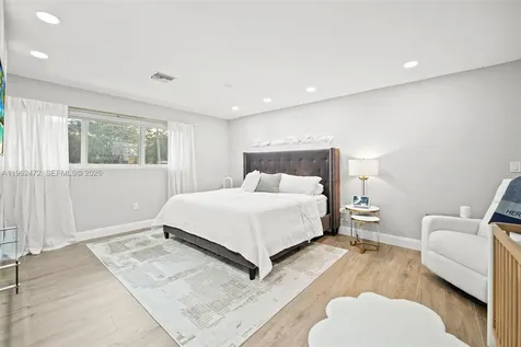 400 SW 62nd Avenue Plantation FL 33317