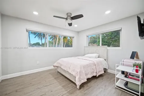 400 SW 62nd Avenue Plantation FL 33317