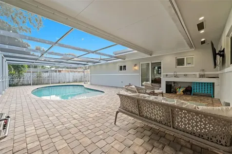 400 SW 62nd Avenue Plantation FL 33317