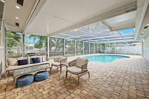 400 SW 62nd Avenue Plantation FL 33317