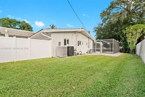 400 SW 62nd Avenue Plantation FL 33317