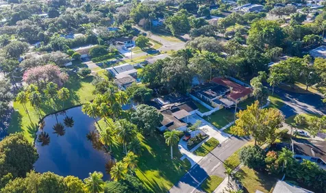 400 SW 62nd Avenue Plantation FL 33317