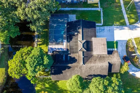 400 SW 62nd Avenue Plantation FL 33317