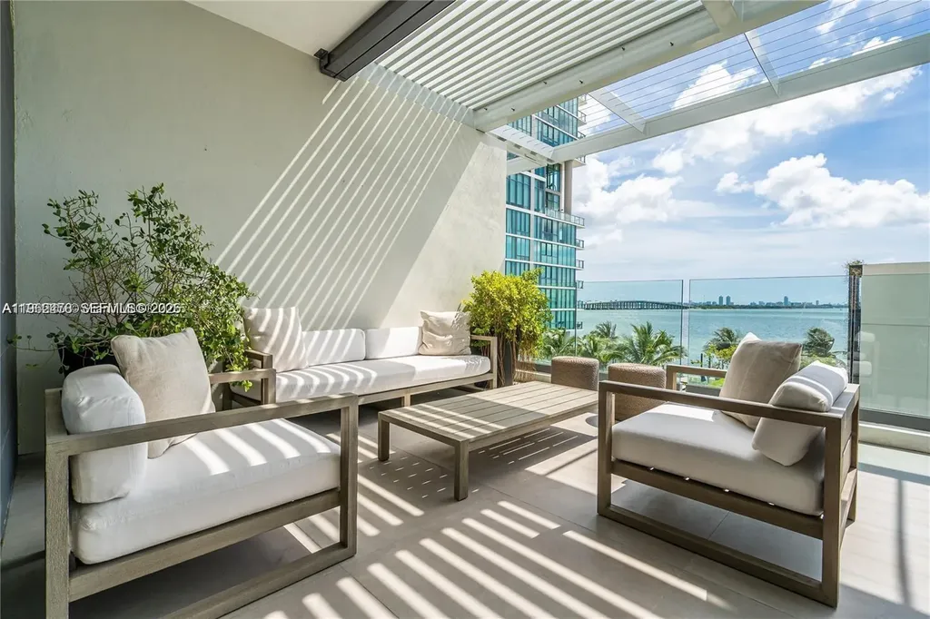 650 NE 32nd Street Miami FL 33137