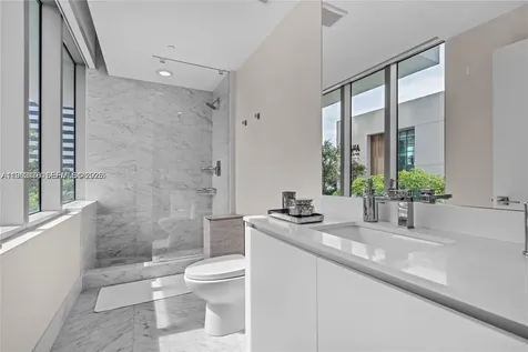 650 NE 32nd Street Miami FL 33137