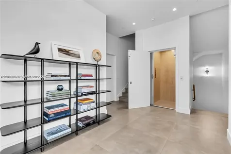 650 NE 32nd Street Miami FL 33137