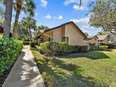 2621 N Carambola Circle N Coconut Creek FL 33066