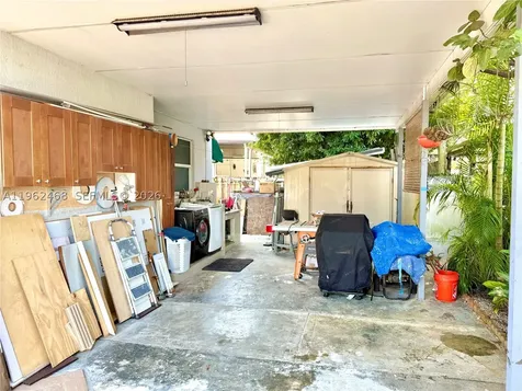 300 SW 71st Avenue Miami FL 33144