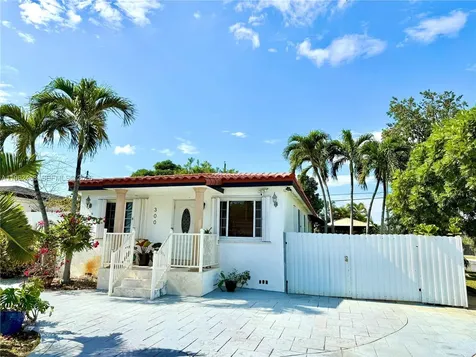 300 SW 71st Avenue Miami FL 33144