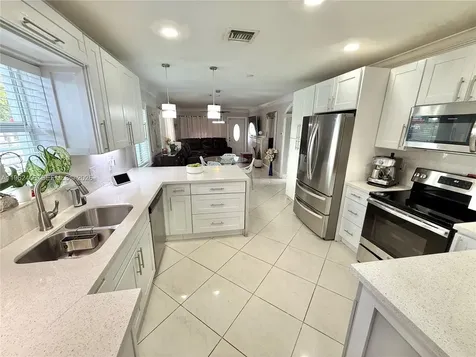 300 SW 71st Avenue Miami FL 33144