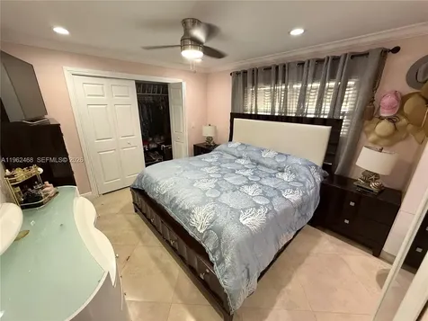 300 SW 71st Avenue Miami FL 33144