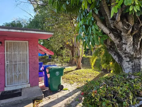 5132 NW 14th Avenue Miami FL 33142