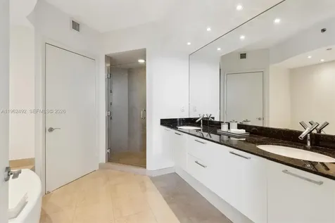 400 Alton Road Miami Beach FL 33139